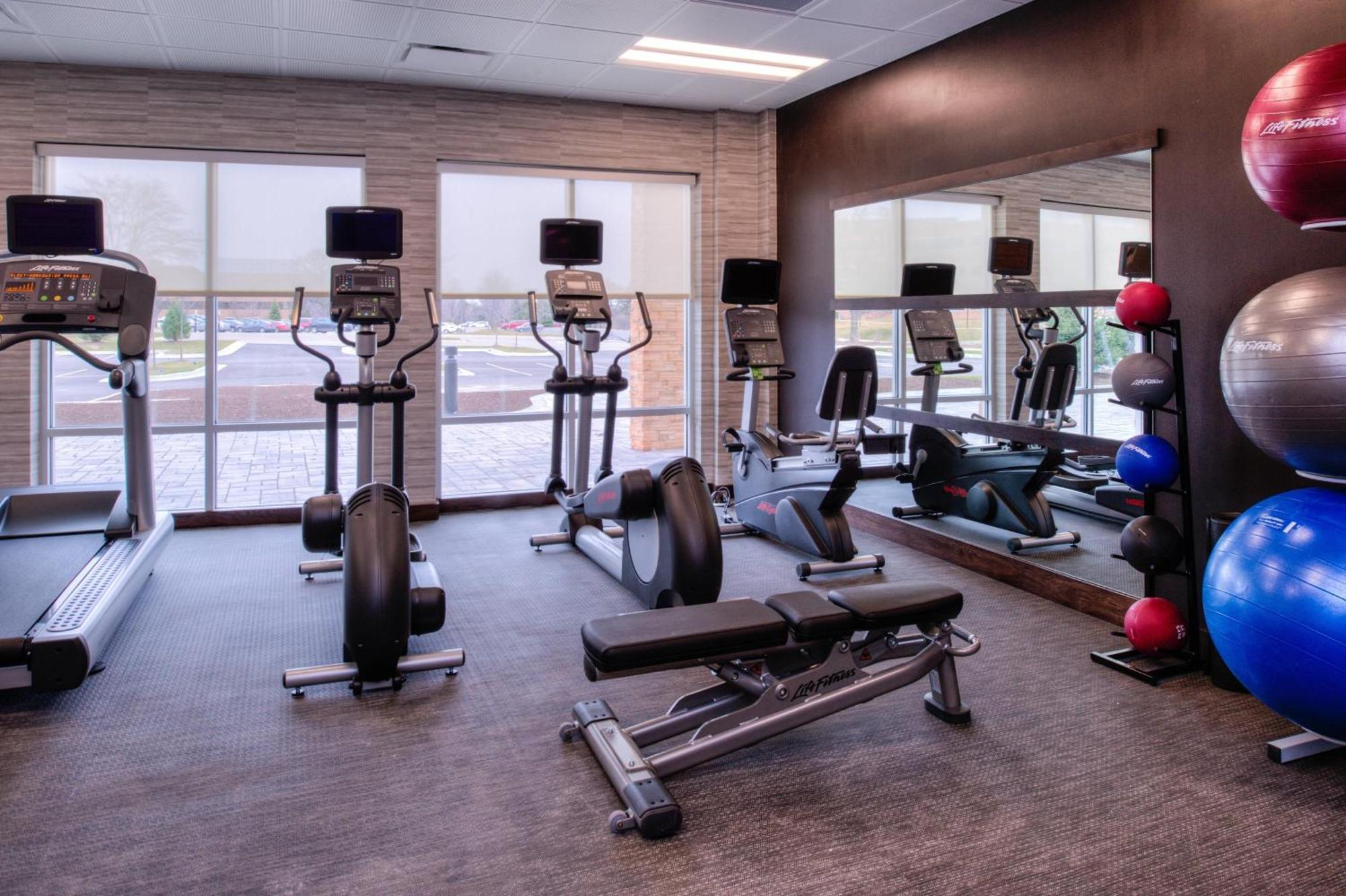 Courtyard By Marriott Detroit Farmington Hotell Farmington Hills Eksteriør bilde