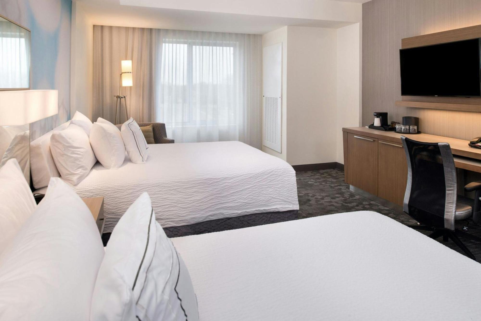 Courtyard By Marriott Detroit Farmington Hotell Farmington Hills Eksteriør bilde