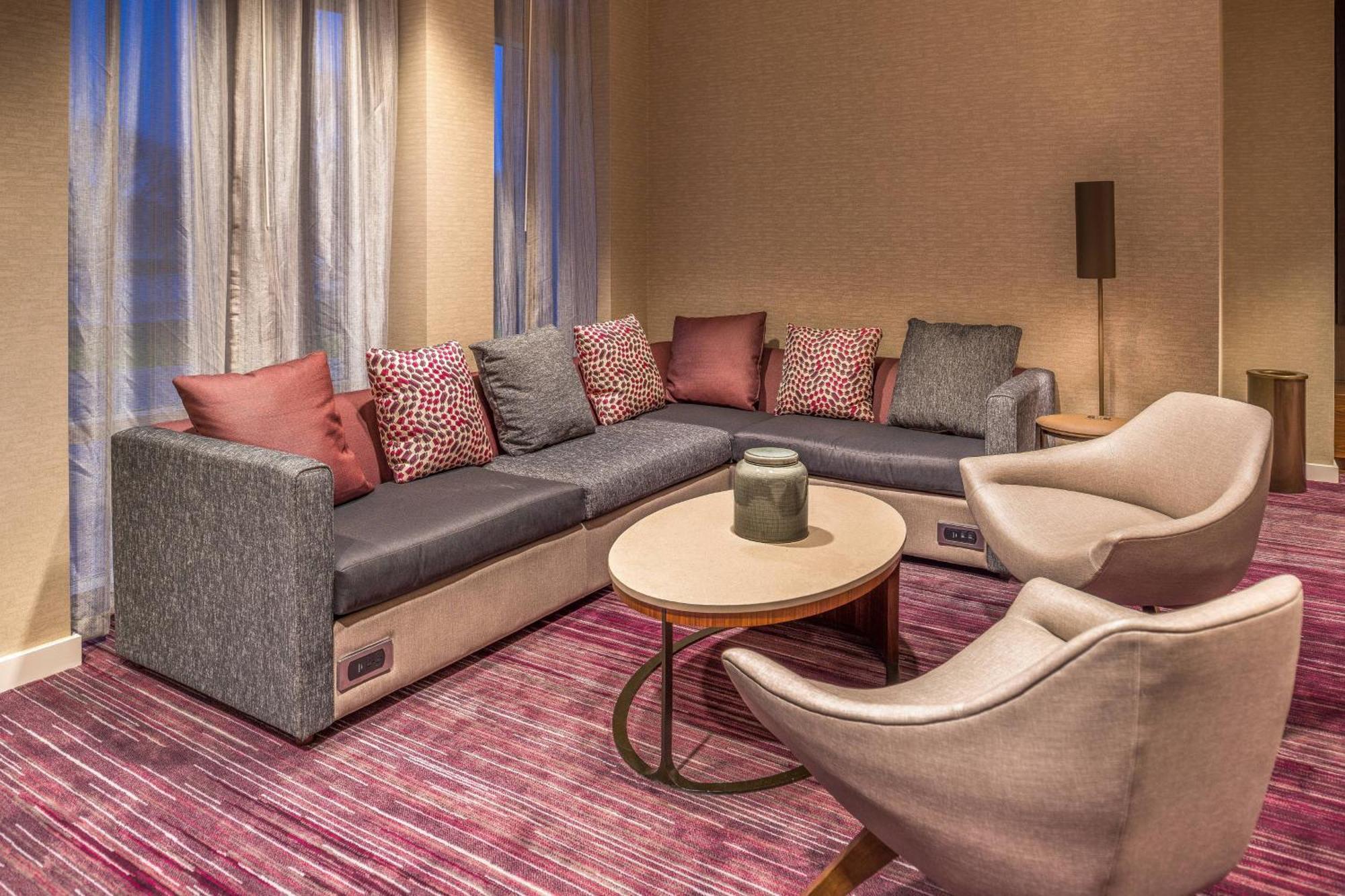 Courtyard By Marriott Detroit Farmington Hotell Farmington Hills Eksteriør bilde